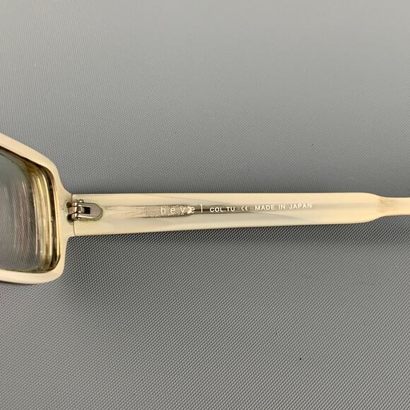 BEVEL Gray Rectangle Oliva Frames - Picture 5 of 6